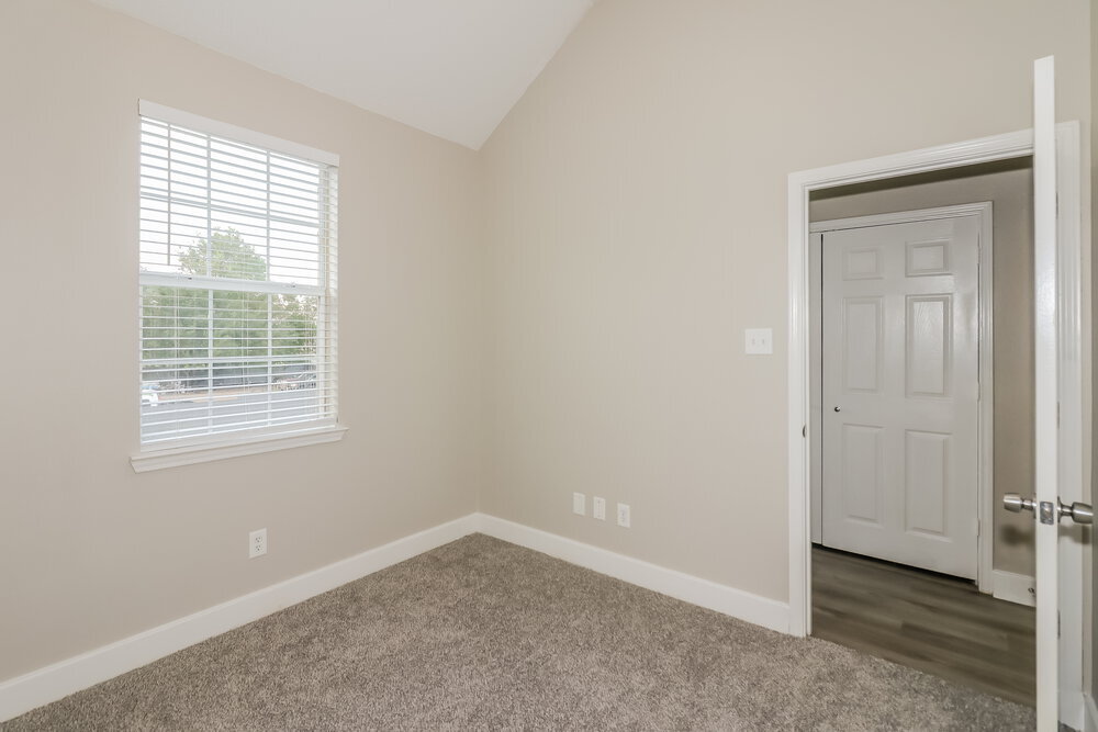 Building Photo - 6607 Dickson Way