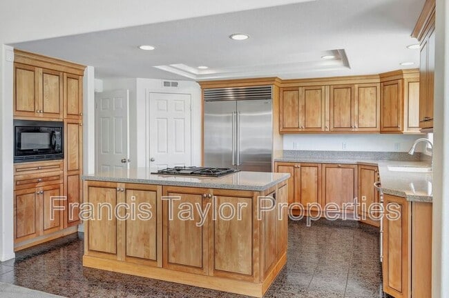 Building Photo - 12865 Palisades Ct