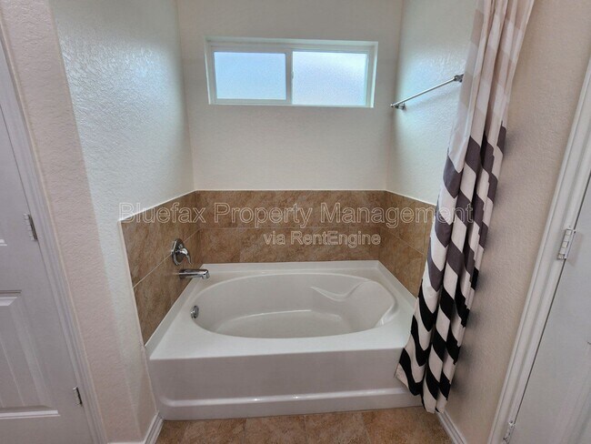 Building Photo - 11723 Verdis Vly