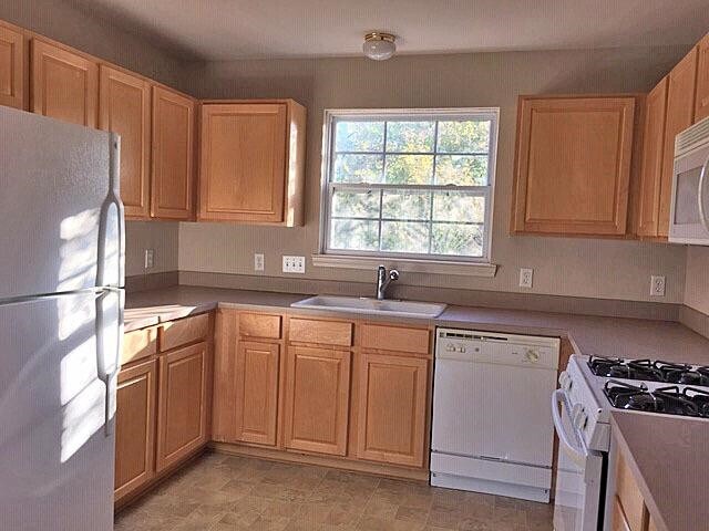 Building Photo - 3105 Promenade Cir