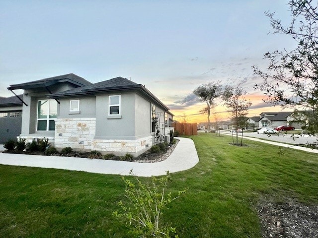 Building Photo - Rare CornerLot Retreat in Round Rocks Tech...