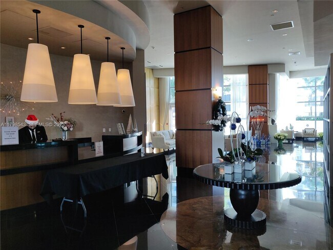 Building Photo - 3101 S Ocean Dr