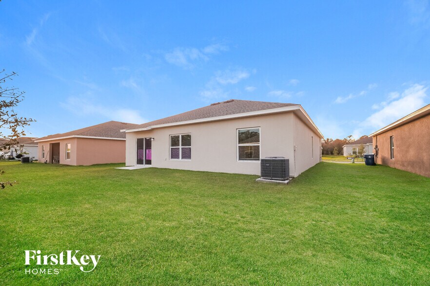 Building Photo - 845 Avenal Ln