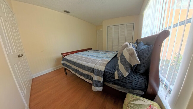 Building Photo - 13484 Jonquil Ct