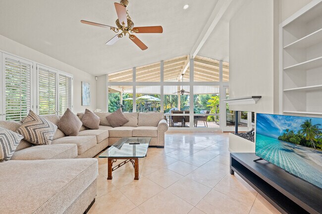 Building Photo - 1342 Skyline Dr