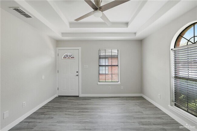 Building Photo - 9 W Faith Hill St