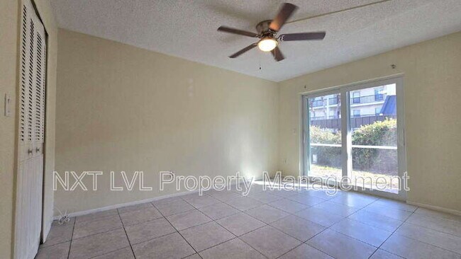 Building Photo - 6777 Winkler Rd