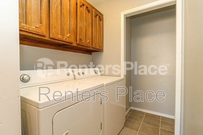 Building Photo - 444 West 147th Pl S