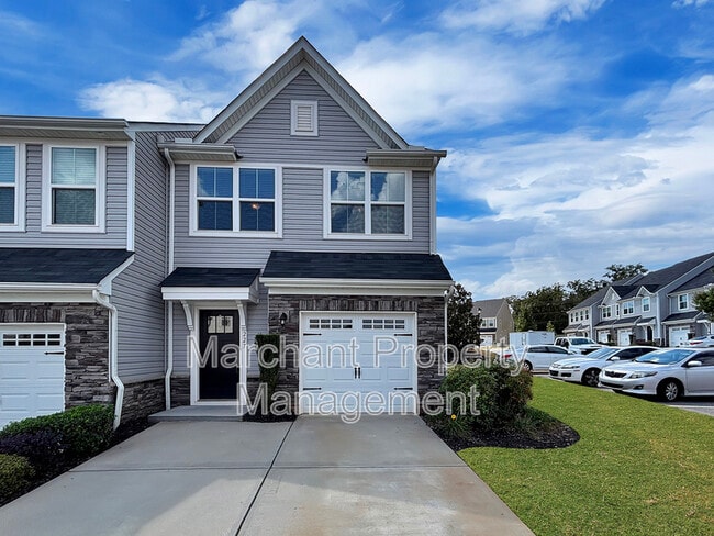 Primary Photo - 227 Clearwood Dr