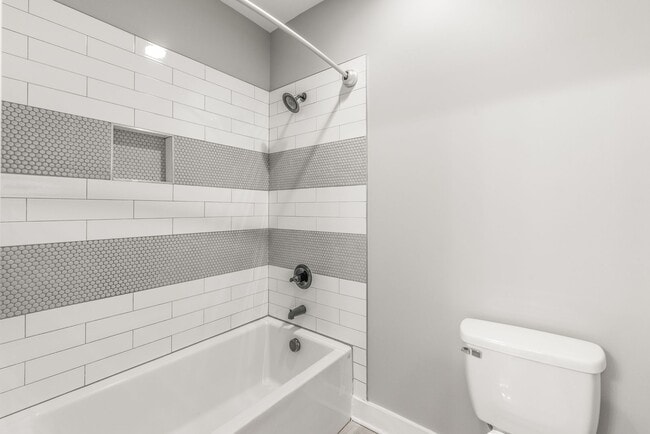 Building Photo - Beautiful Home with a Backyard Deck in Bid...