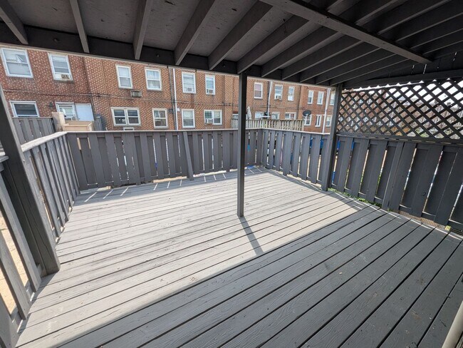 Building Photo - Updated Home - Northeast Philadelphia