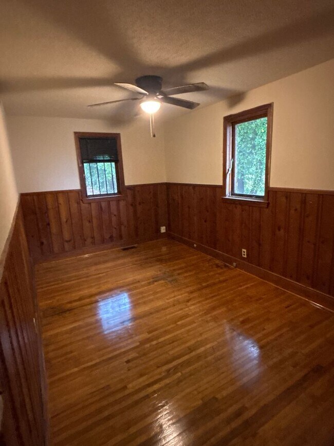 Building Photo - 317 Beltline Blvd