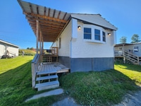 Building Photo - 24 Founders Wy