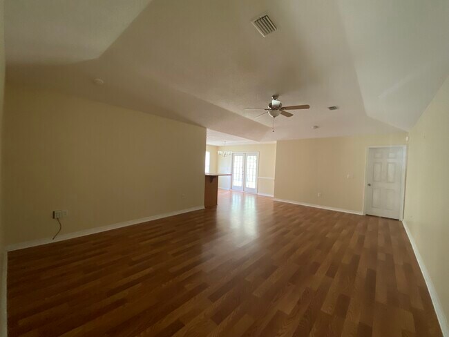 Building Photo - 7532 Avery Ln