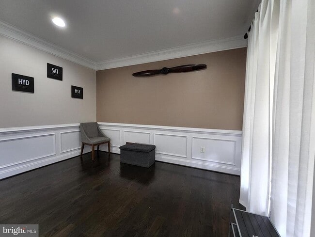 Building Photo - 10782 Lord Chancellor Ln