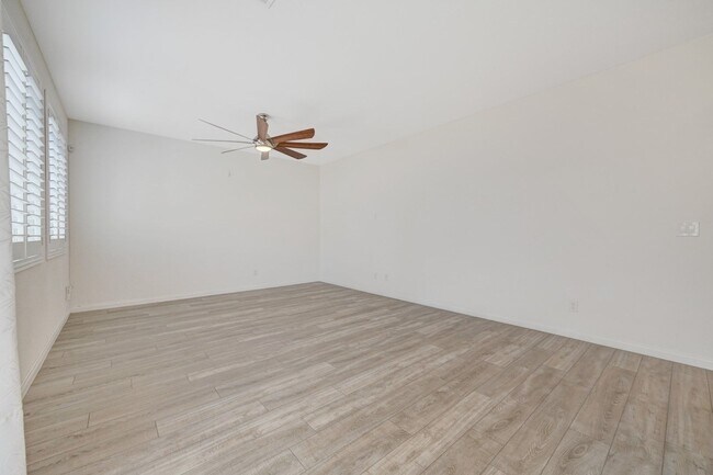 Building Photo - Amazing Solar Powered 3 Bedroom, 2 Story H...