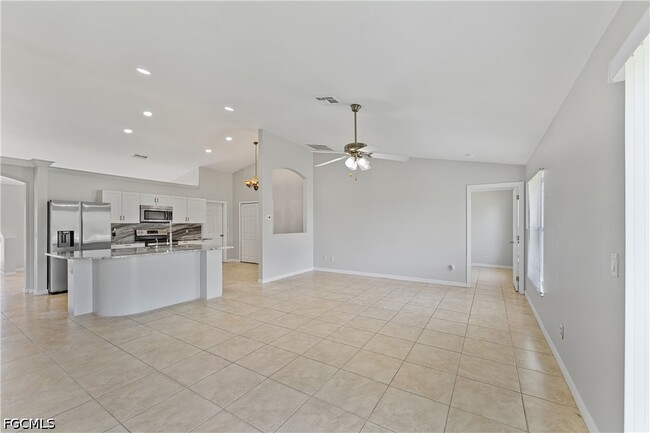 Building Photo - 1240 NW 22nd Pl