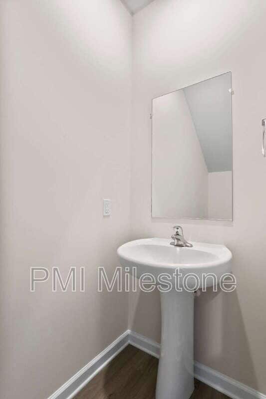 Building Photo - 29 Paddington St