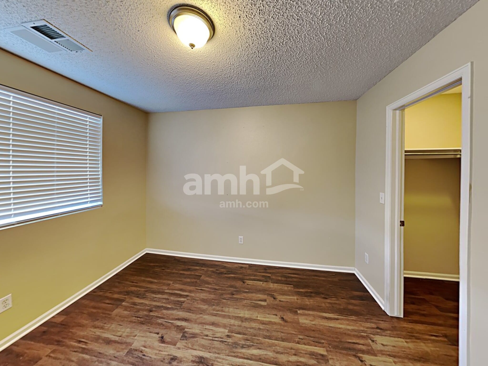 Building Photo - 20132 E Hampden Pl