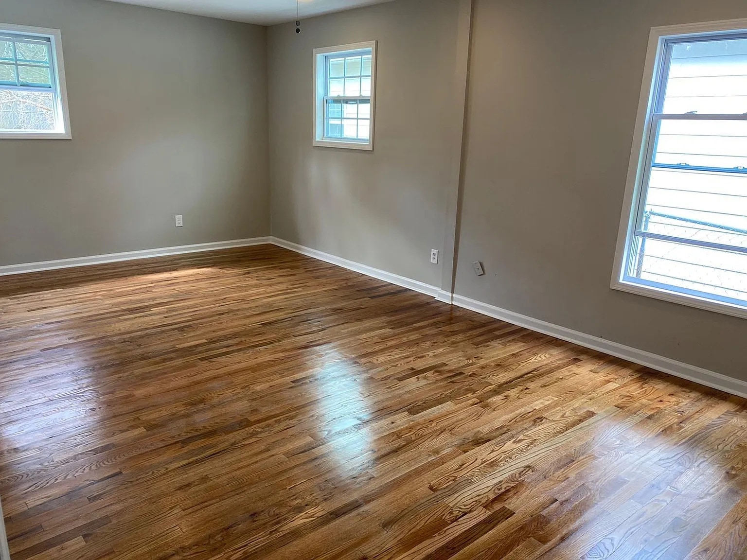 Building Photo - Room in House on Mayson Turner Rd NW