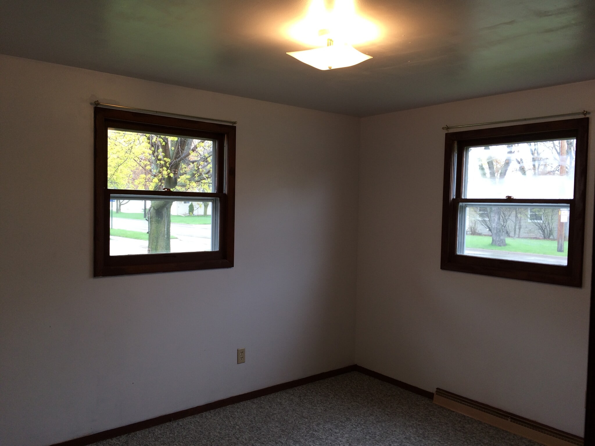 Building Photo - 1347 Hastings St