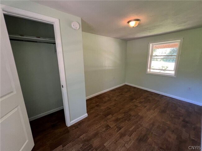 Building Photo - 1186 NY-104B
