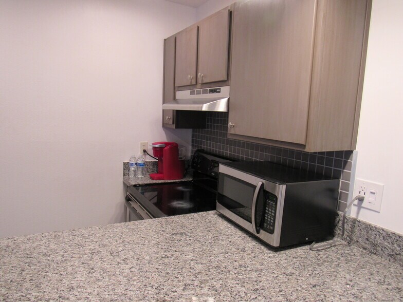 Building Photo - 8301 E Florentine Rd