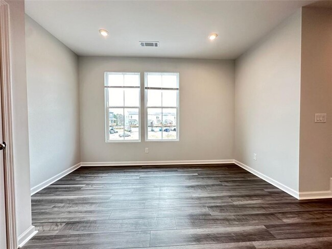 Building Photo - 2698 Whistler Wy NE