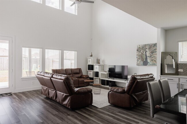 Building Photo - 4139 Magliana Ln