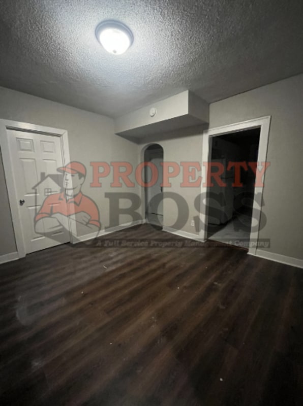 Building Photo - 1502 Broadway St