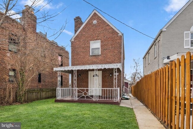 Building Photo - 6416 Blair Rd NW