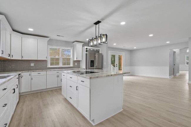 Building Photo - 2730 Cultra Rd