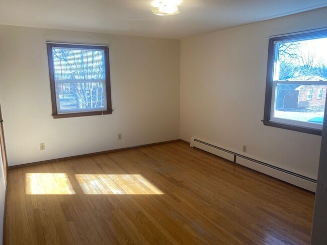 Building Photo - 109 O'Neil Dr