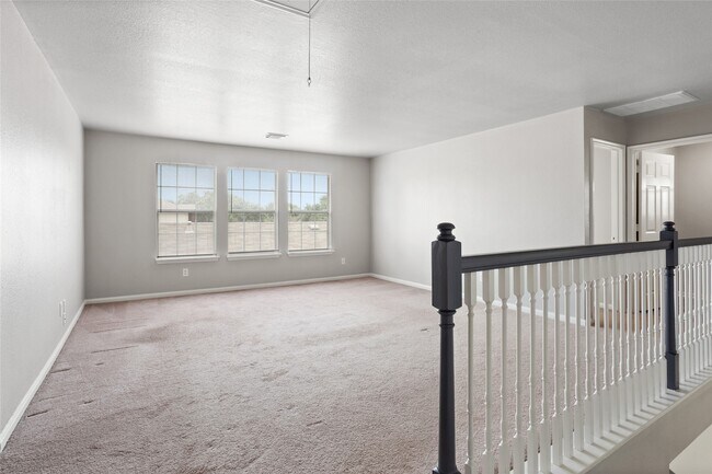 Building Photo - 4806 Quiet Canyon Dr