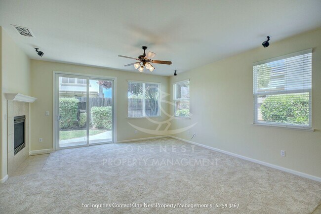 Building Photo - 3 bedroom 2 bathroom Lincoln Crossing home