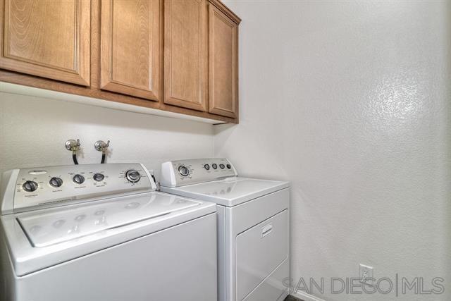 Building Photo - 10543 Avenida Olinda