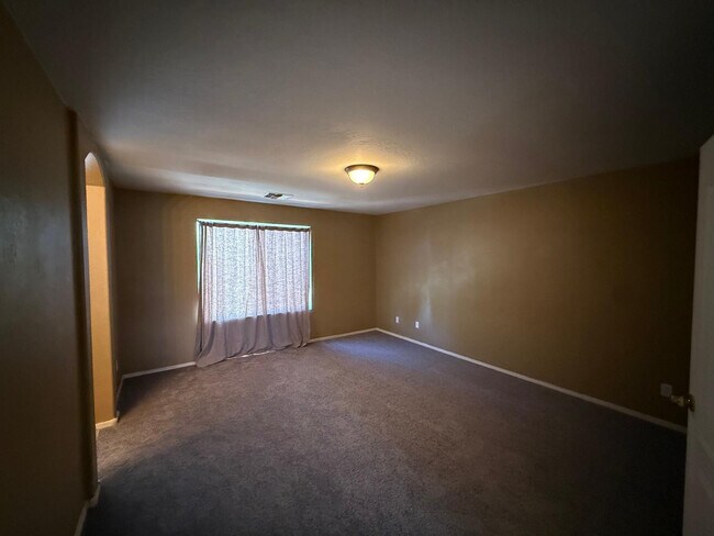 Building Photo - 4487 S Rock St