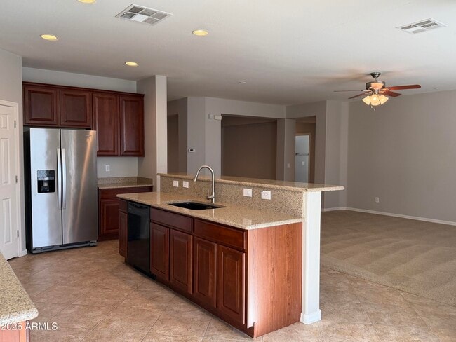 Building Photo - 15569 W Montecito Ave