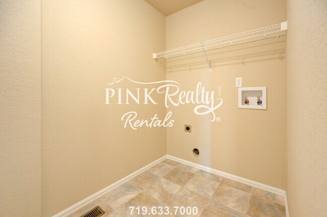 Building Photo - 7577 Black Spruce Heights