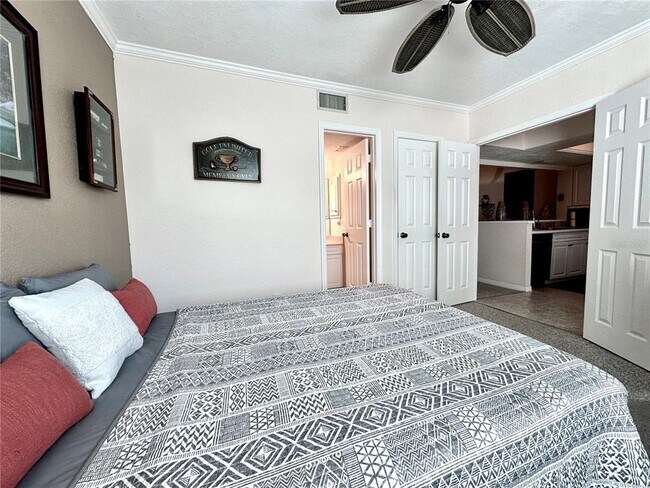 Building Photo - 1340 San Cristobal Ave