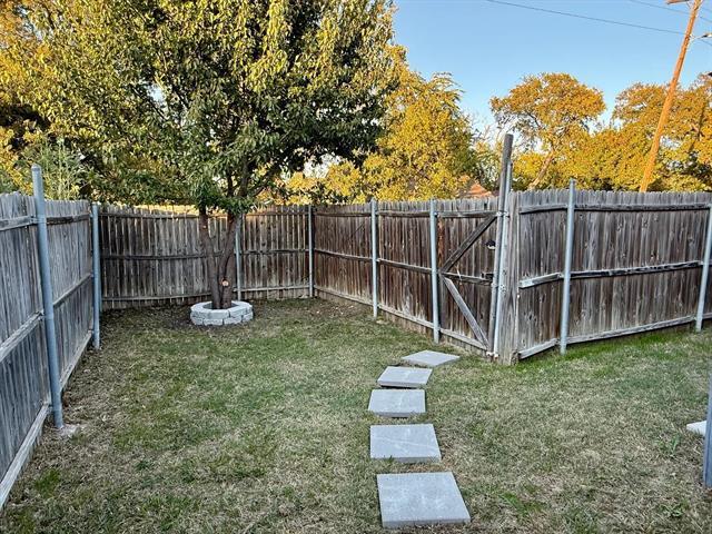 Building Photo - 4448 Chapman St