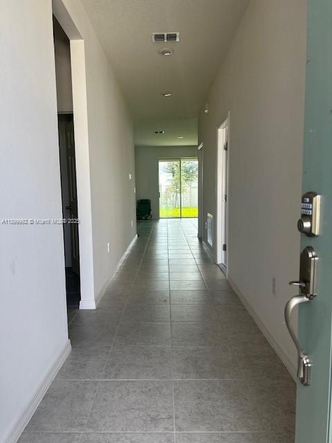 Building Photo - 271 Bottle Brush Dr