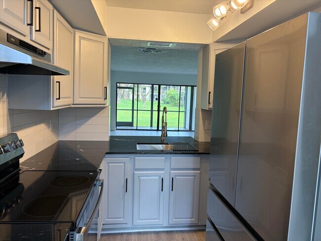 Building Photo - 1921 SW 15th St