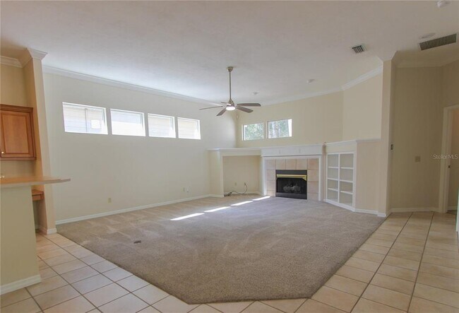 Building Photo - 4404 SW 91st Dr