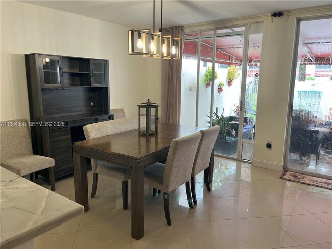 Building Photo - 10270 NW 46th St