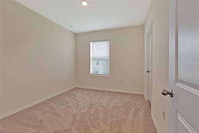 Building Photo - 32605 Canyonlands Dr