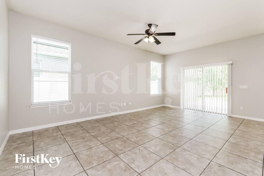 Building Photo - 3929 Pine Gate Trail