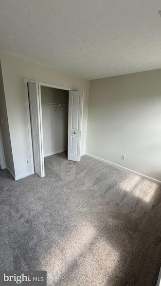 Building Photo - 810 High Plain Dr