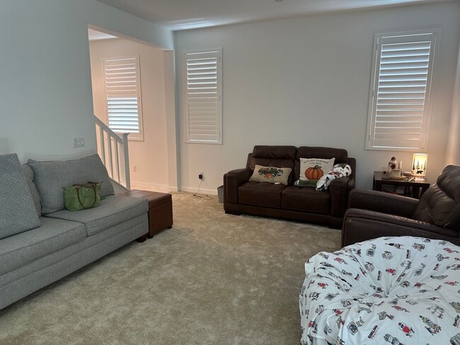 Building Photo - Townhome Perfection!