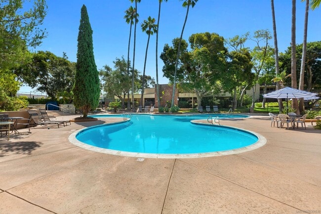 Building Photo - 6416 Friars Rd